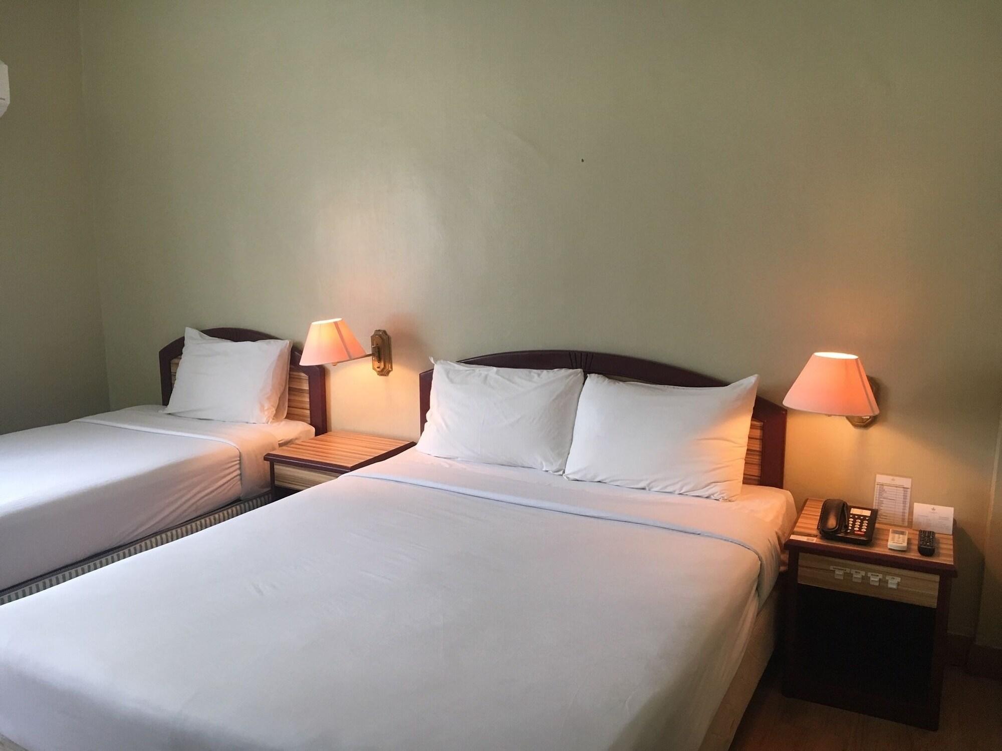 Hotel Seri Malaysia Mersing Extérieur photo